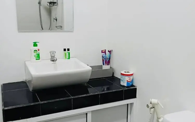 Home Stay With Local Charm