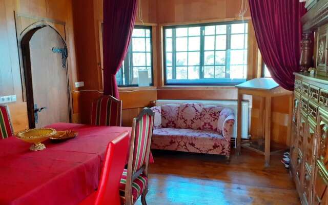 Chalet with 5 Bedrooms in Bu?Teni, with Wonderful Mountain View, Enclosed Garden And Wifi