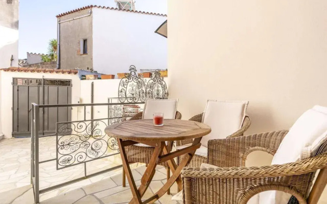 Simplistic Apartment in Muravera With Terrace