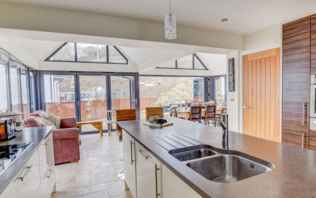 Holiday Home Tresaith