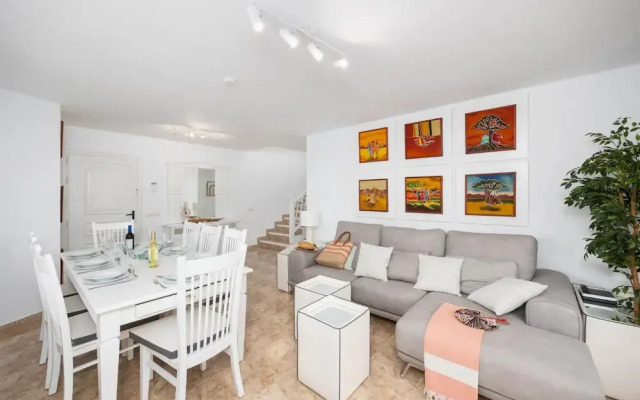 Villa Dulce in Tias With 4 Bedrooms and 2 Bathrooms