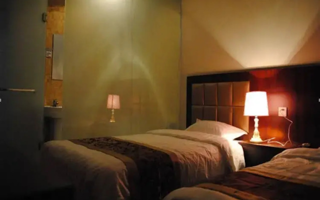 Maple Leaf Guest House