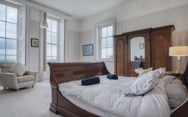 Rumwell Park - 8 Bedroom Manor House- Taunton