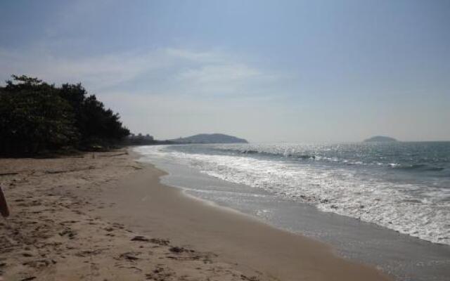 Apto e Suítes Praia do Itapocoroi