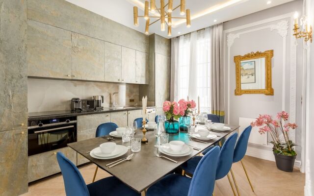 Luxury & Spacious 5 Bedroom 3 Bathroom Notre Dame
