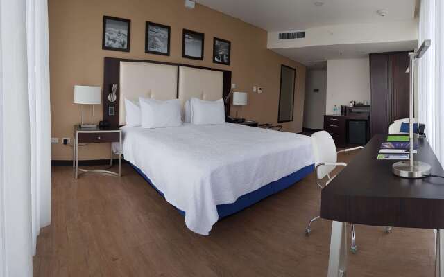 Hampton by Hilton Santa Cruz/Equipetrol, Bolivia