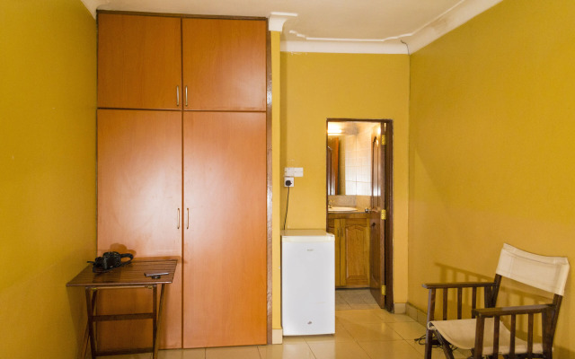 Matsiko Gardens and Hotel