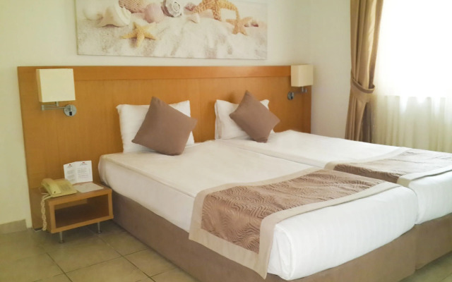 Paloma Paradise Beach Resort