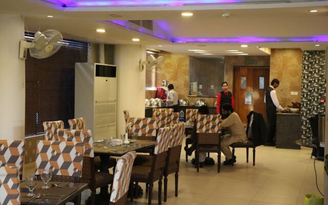 Hotel Royal