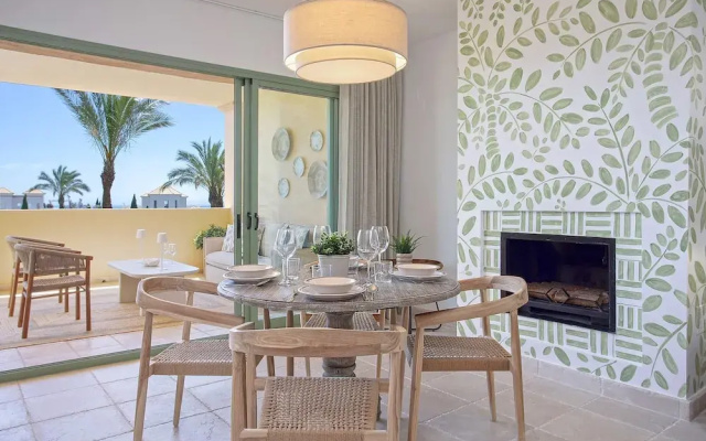 Exclusive 2BD Apartment Heated Pool Flamingos Golf