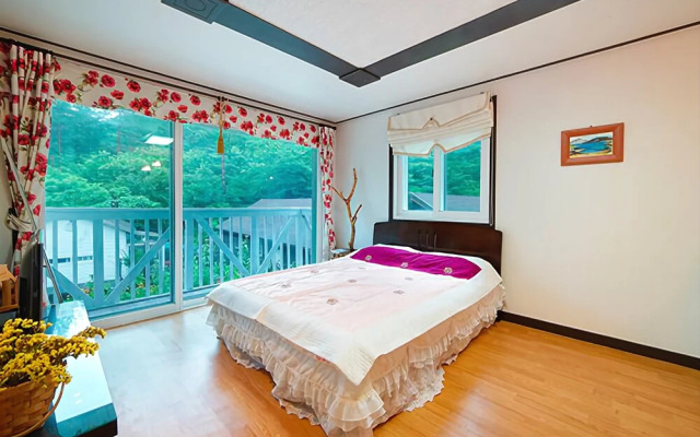 Yangyang Blue Sky Galaxy Pension