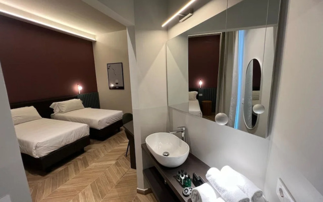 RossoVino Milano Boutique