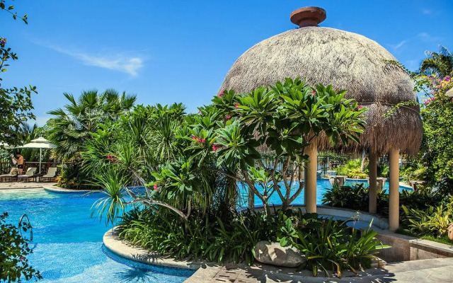 Sheraton Sanya Bay Resort