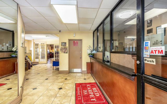 Red Carpet Inn