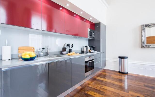 Lancaster Gate ,Hyde Park by London Hotel Collection