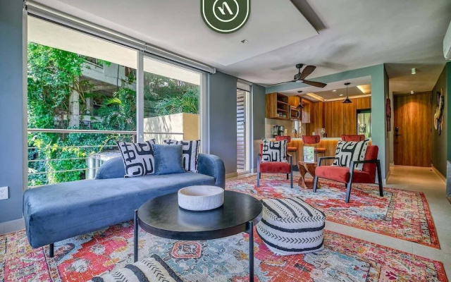 Luxury 2 BR Condo in the Jungle - Oceanview Pool