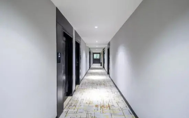 Ximan Hotel (Qionghai Jinhai Road Branch)