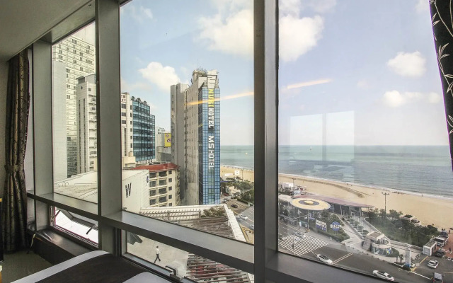Sky Beach Hotel
