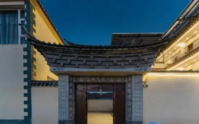 Yonggabo・Jinding｜TIBEVILLA・PEAK Oxygen-Rich Scenic Boutique Stay (Ganden Sumtseling Monastery)