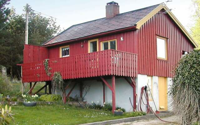 6 Person Holiday Home In Averøy