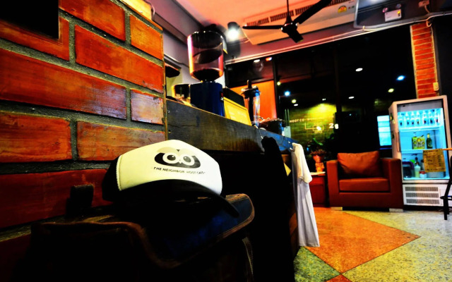 The neighbor hoot hostel & cafe