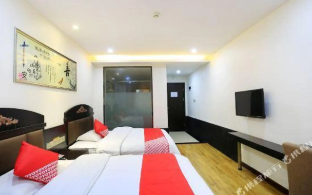 Yingyi Business Hotel