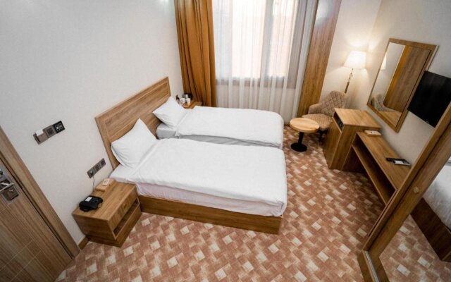 Yarmouk International Hotel