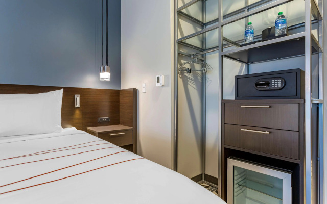 Vīb Hotel by Best Western Phoenix - Tempe