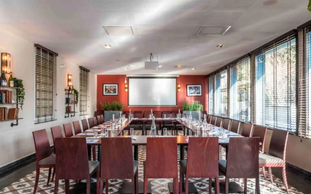 Plessis Parc Hotel
