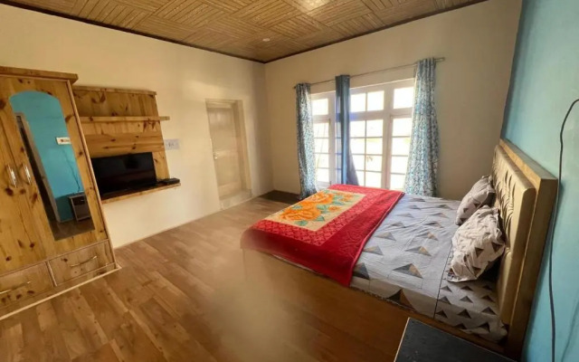 Skyland Guest House