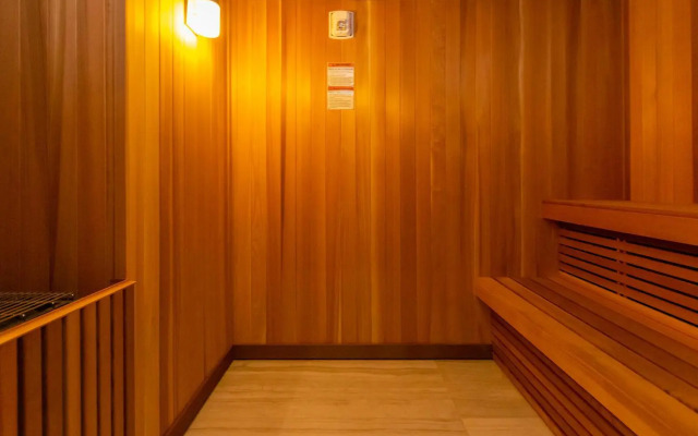 HYDE Beach House Resort Rental