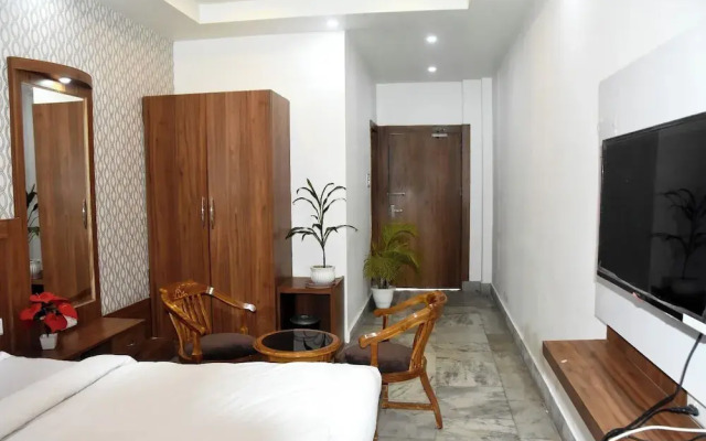 Hotel Ganga Vatika By GRB