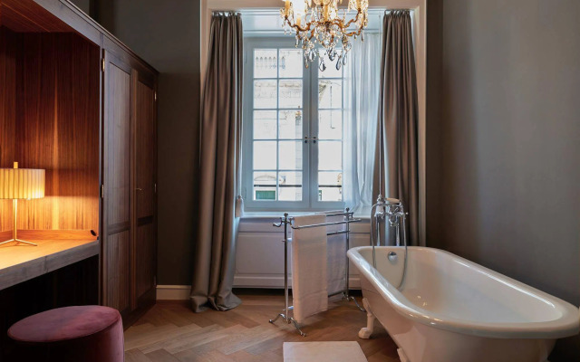 La Couronne Hotel Restaurant