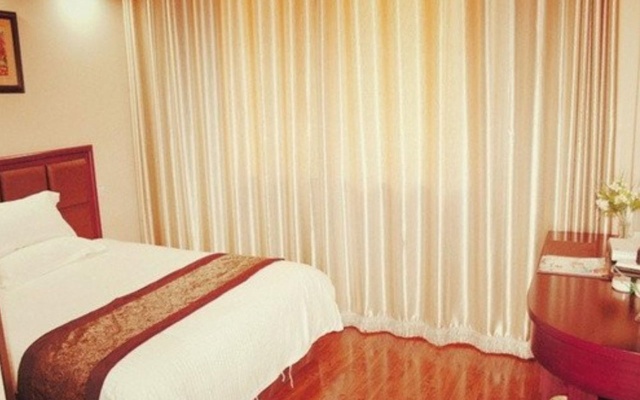GreenTree Inn Yancheng Dongtai Railway Station Beihai East Road Express Hotel – Guest Rooms – Yancheng