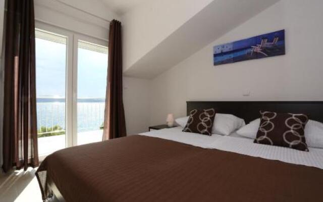 Apartments Dado Trogir