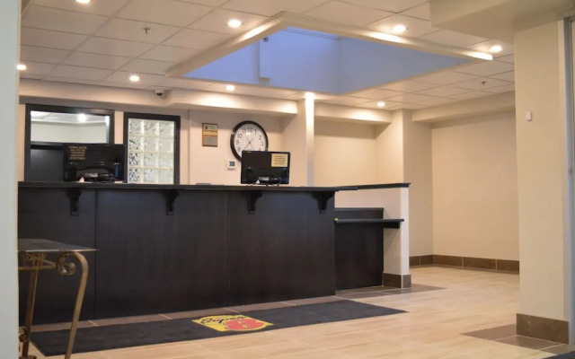 Super 8 Grande Prairie