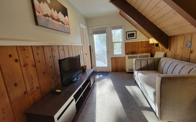 Cinnamon Bear Inn