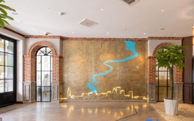 Nostalgia S Hotel (Shanghai Railway Station Suzhou River)