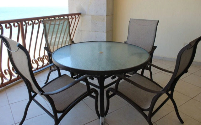 Sonoran Sun 2BR Upper SW 403 by Casago