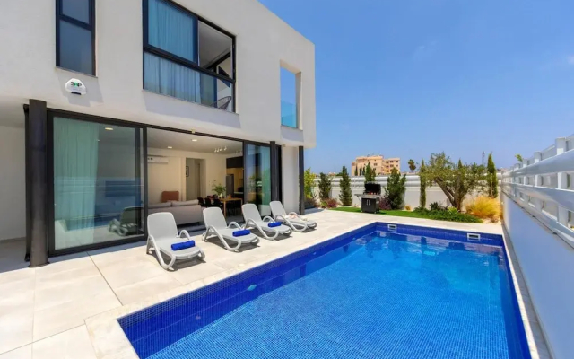 Protaras Almaria Villa 16