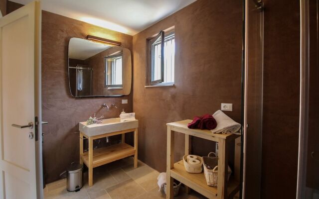 TD Casale Terranova Stone Farmhouse with Pool