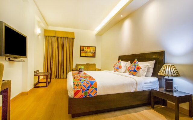 Cabana Hotel