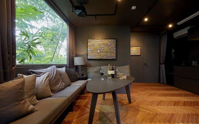 Gallery Hotel DISTORTION 9