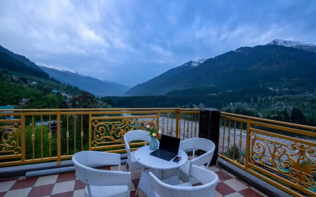 Himalayan Chalet Homestay - A Wandertrails Stay