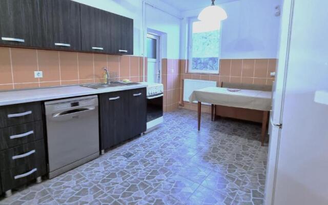 Brekner Private House