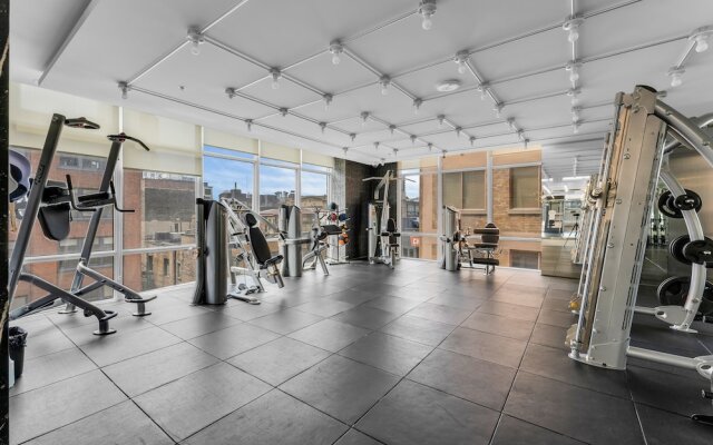 Stallion Suites - Entertainment District