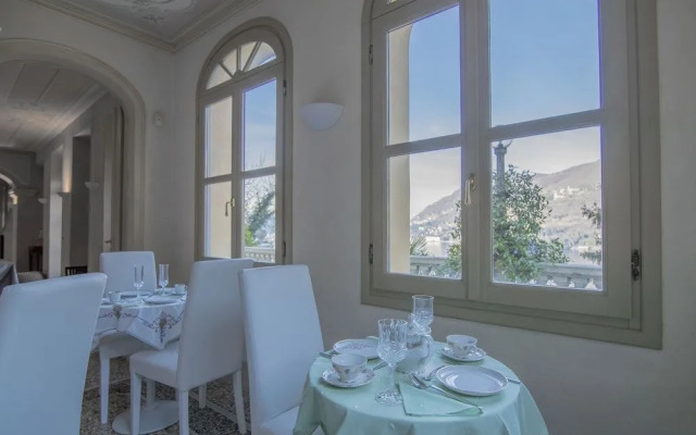 Villa Costanza