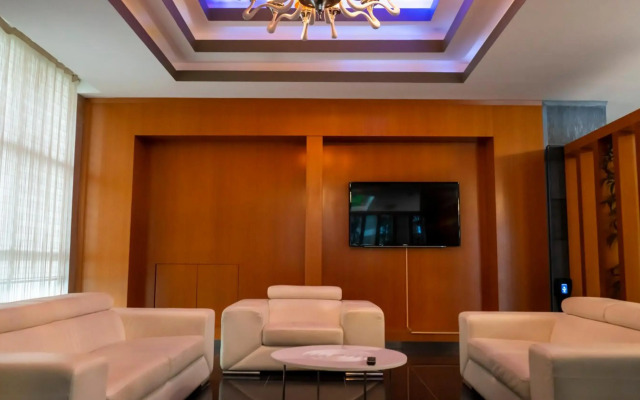 MOX Hotel
