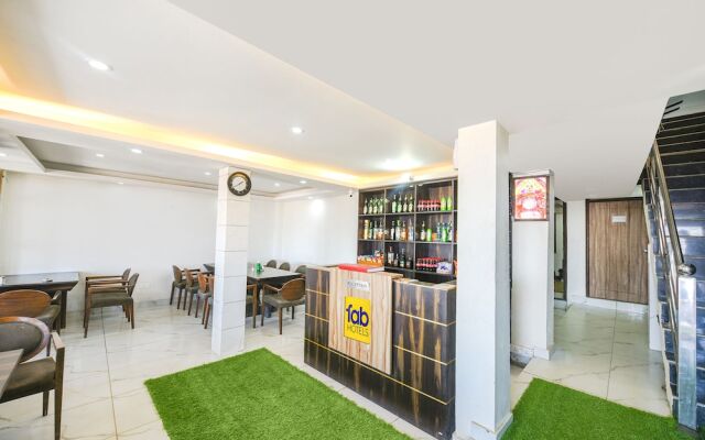 Fabhotel Beer Castle