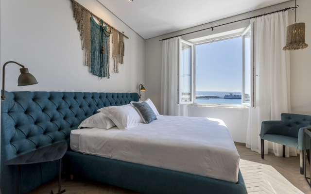 Seaview Luxury Retreat